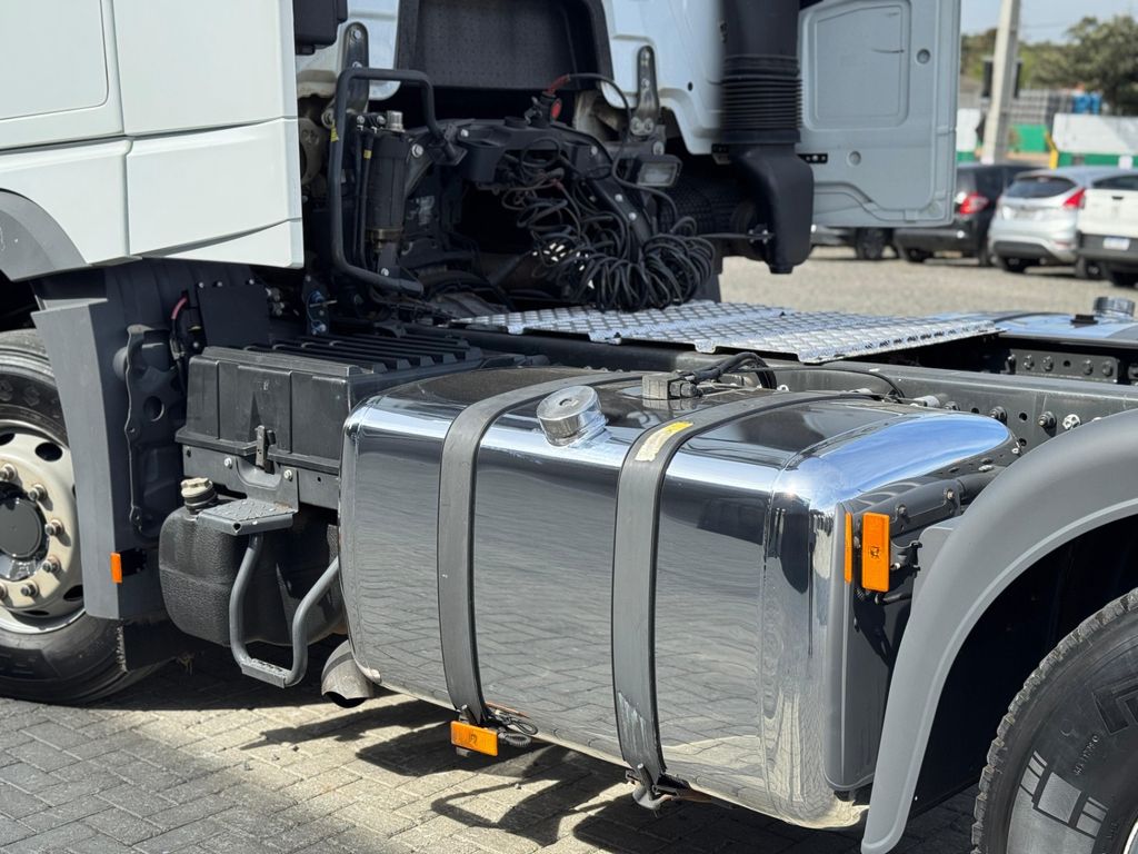 Mercedes-Benz New Actros 2651 – 6×4 de Loja Zero 1 no Paraná