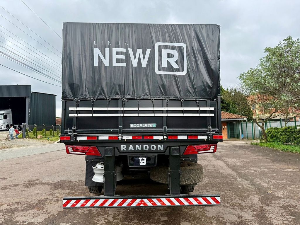 CARRETA GRANELEIRA 4º EIXO Randon de Loja Zero 1 no Paraná