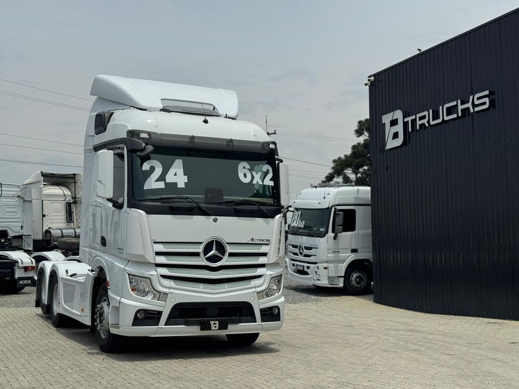 MERCEDES-BENZ Actros 2553 – 6×2 de Loja Zero 1 no Paraná