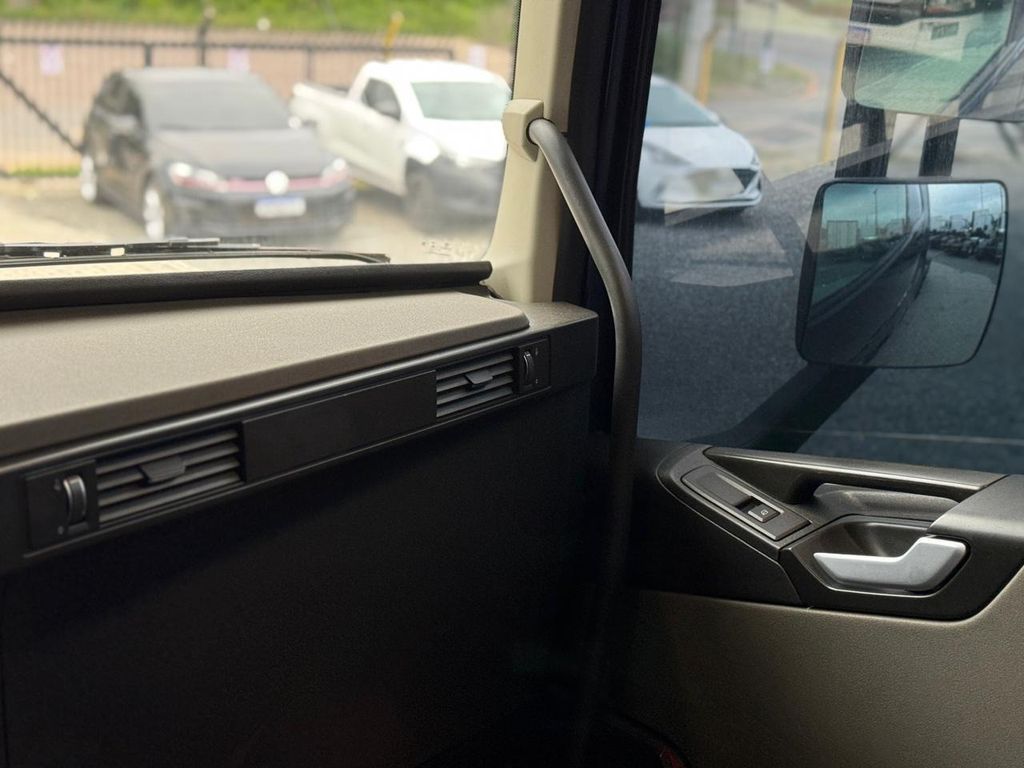 VOLVO FH 540 – 6×4 de Loja Zero 1 no Paraná