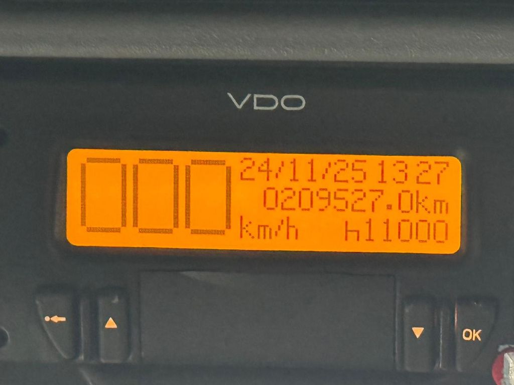 MERCEDES-BENZ Atego 3030 – 8×2 de Loja Zero 1 no Paraná