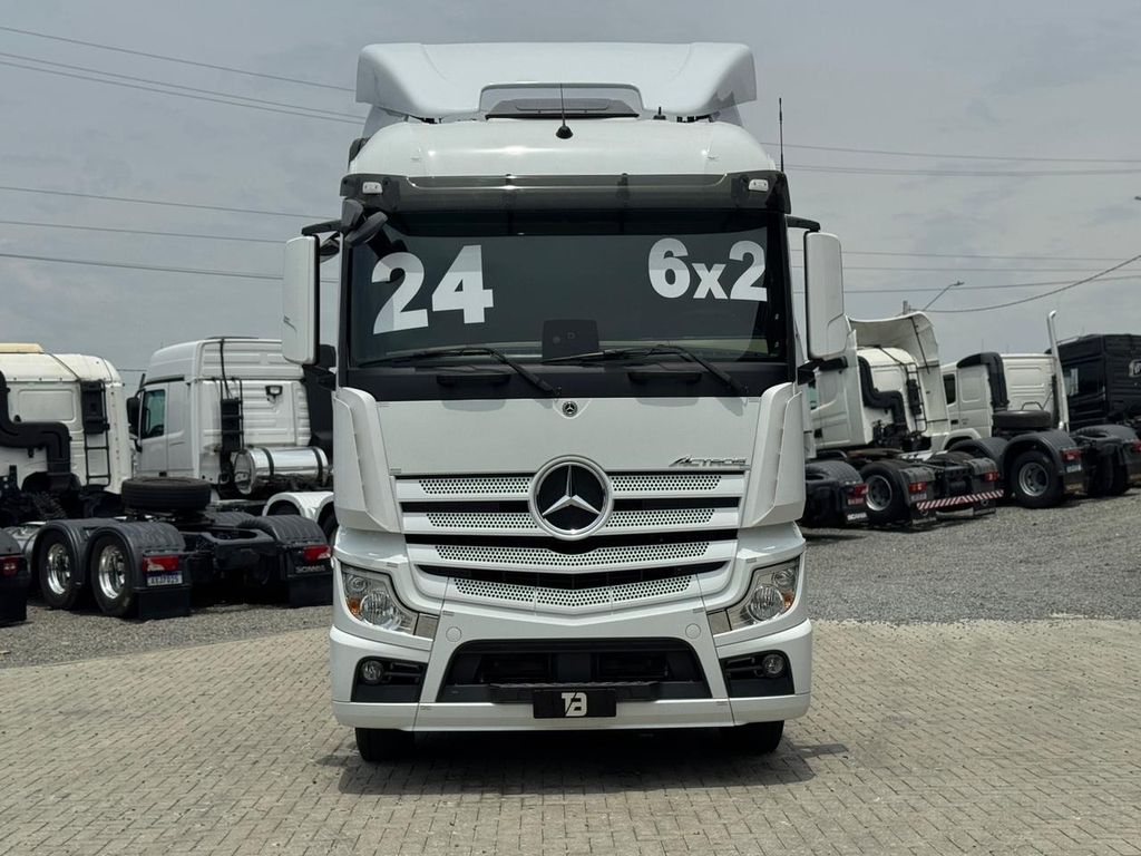 MERCEDES-BENZ Actros 2553 – 6×2 de Loja Zero 1 no Paraná