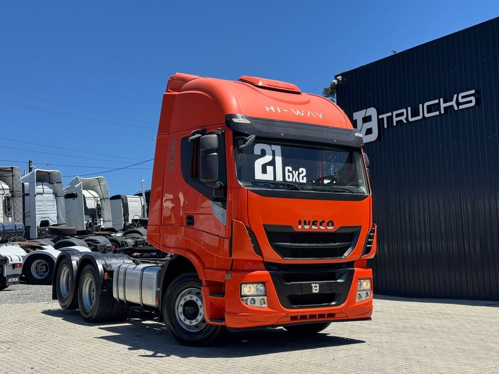 IVECO STRALIS HI-WAY – 6×2 de Loja Zero 1 no Paraná