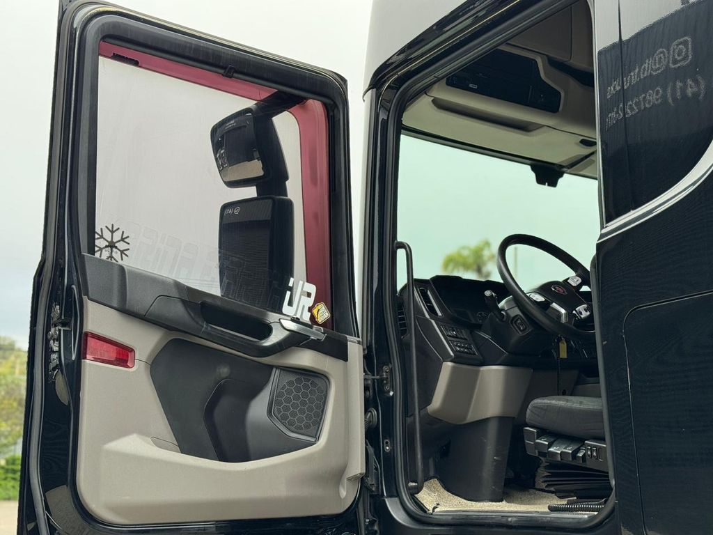 SCANIA R500 – 6×4 de Loja Zero 1 no Paraná