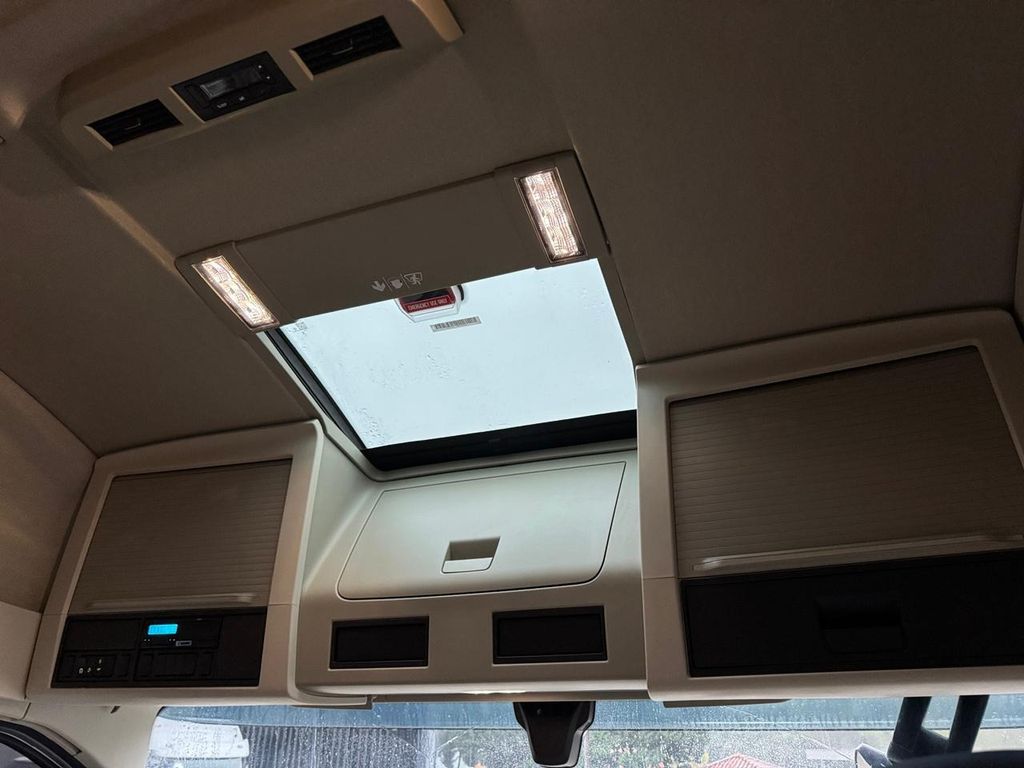 VOLVO FH540 GLOBETROTTER – 6X4 de Loja Zero 1 no Paraná