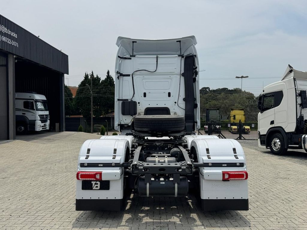MERCEDES-BENZ Actros 2553 – 6×2 de Loja Zero 1 no Paraná