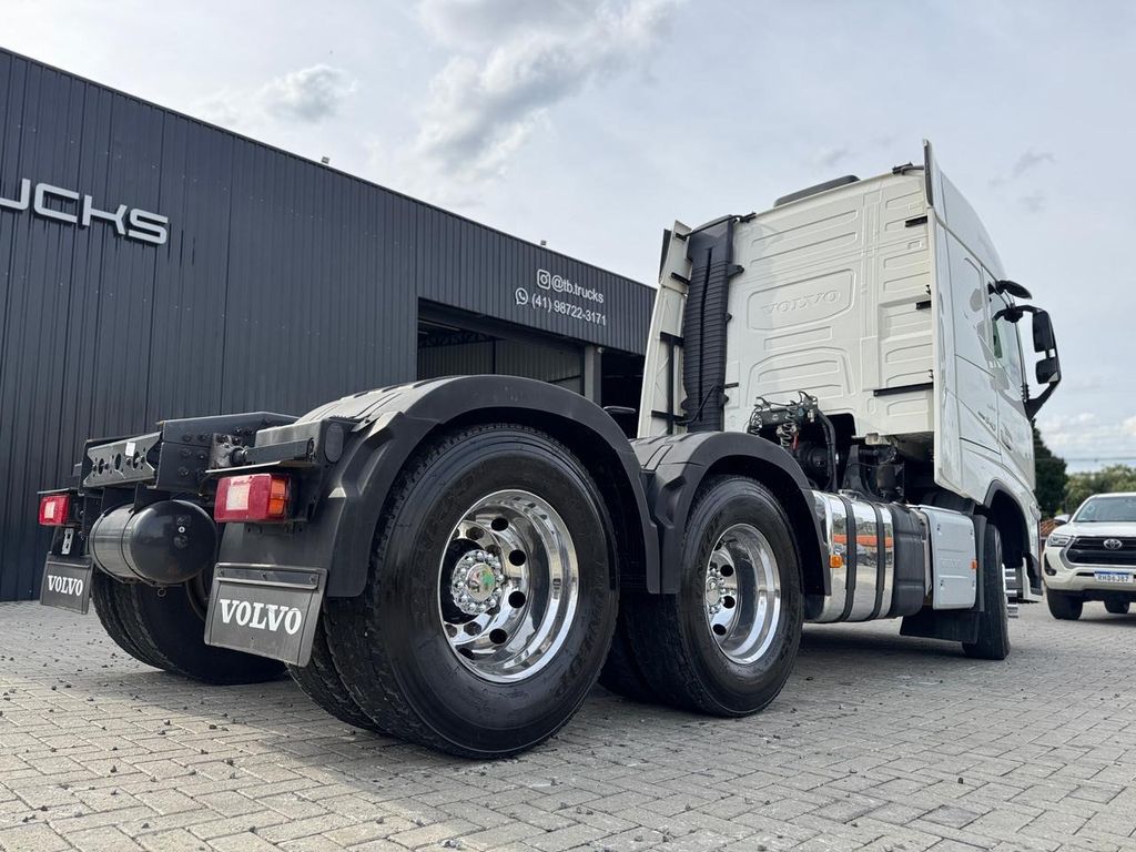 VOLVO FH 540 GLOBETROTTER – 6X4 de Loja Zero 1 no Paraná