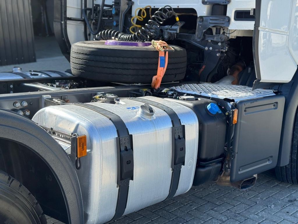 SCANIA R450 – 6×2 de Loja Zero 1 no Paraná