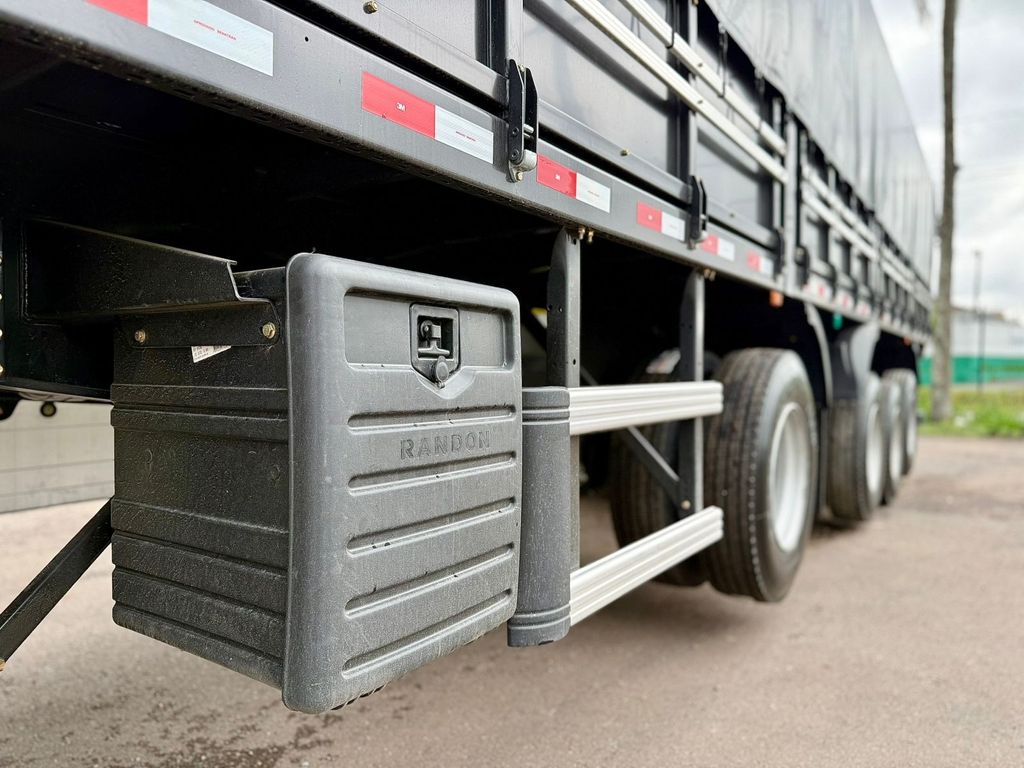 CARRETA GRANELEIRA 4º EIXO Randon de Loja Zero 1 no Paraná