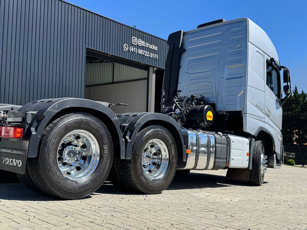 VOLVO FH540 GLOBETROTTER – 6X4 de Loja Zero 1 no Paraná
