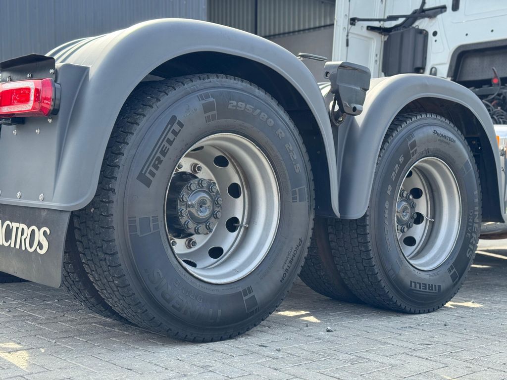 Mercedes-Benz New Actros 2651 – 6×4 de Loja Zero 1 no Paraná