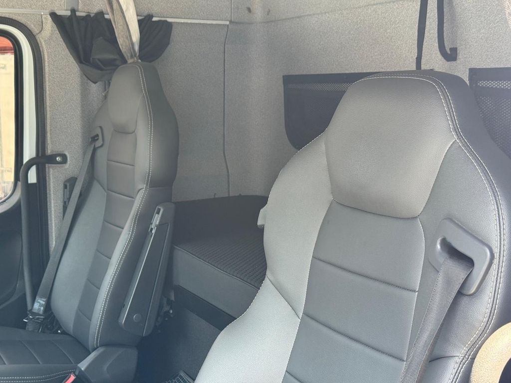 MERCEDES-BENZ Axor 1933 – 4×2 de teste1234 teste1234 no Paraná