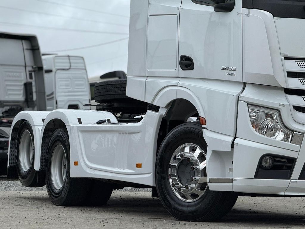 MERCEDES-BENZ Actros 2553 -6×2 de teste1234 teste1234 no Paraná