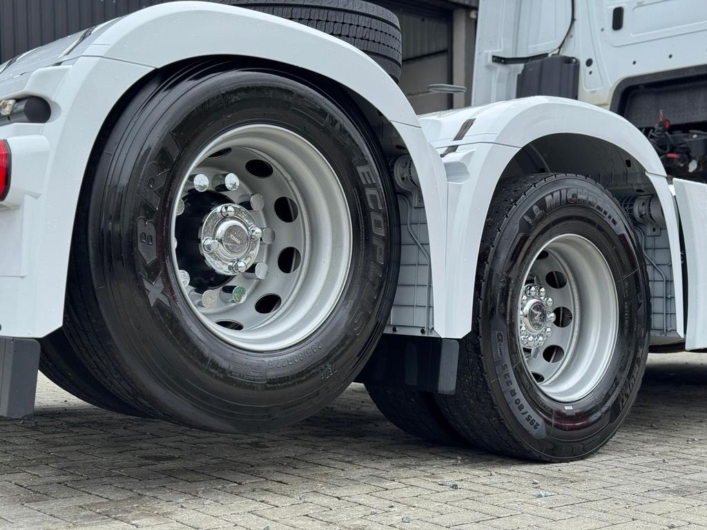 MERCEDES-BENZ Actros 2553 -6×2 de teste1234 teste1234 no Paraná