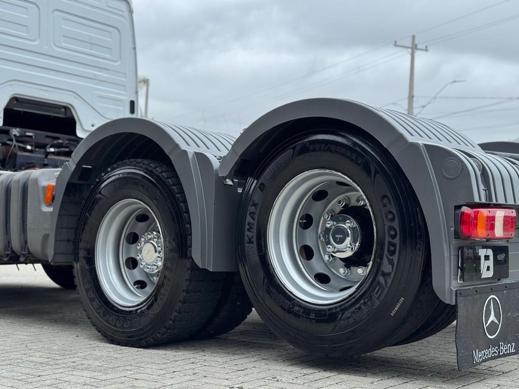 MERCEDES-BENZ Axor 2536 – 6×2 de teste1234 teste1234 no Paraná