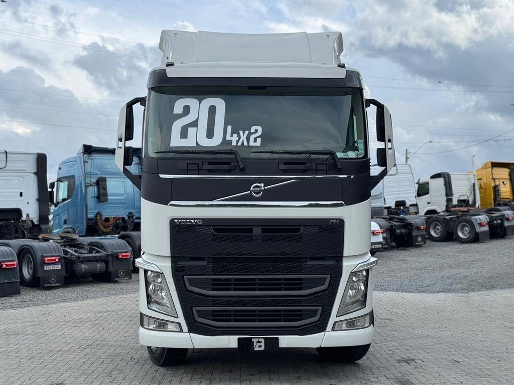 VOLVO FH 420 – 4×2 de teste1234 teste1234 no Paraná