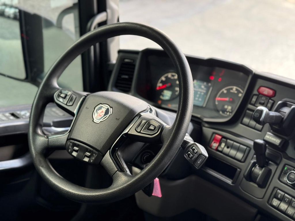 SCANIA R-450 – 6×2 – C/ Retarder de teste1234 teste1234 no Paraná