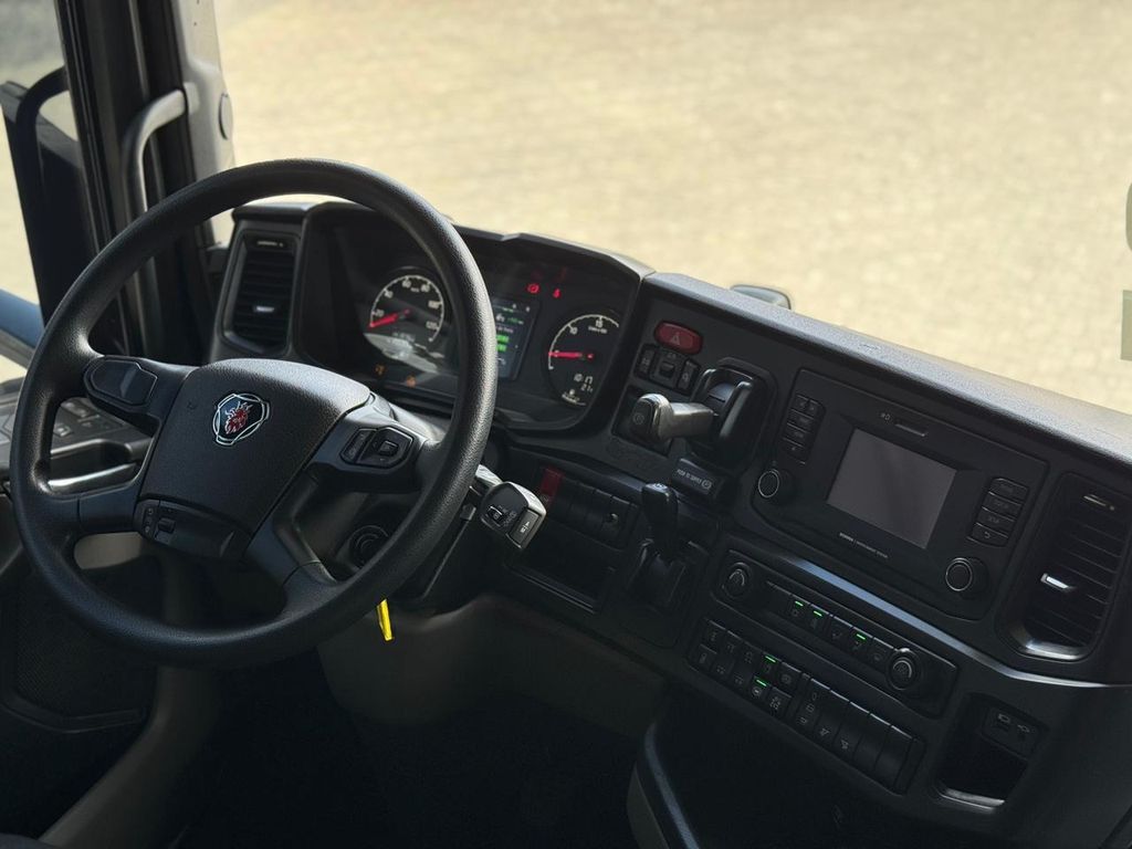 SCANIA R450 – 6×2 de teste1234 teste1234 no Paraná