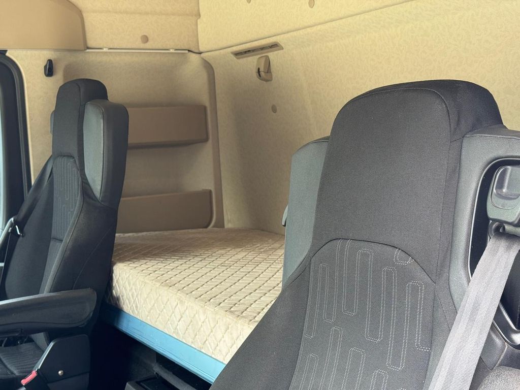 Mercedes-Benz New Actros 2651 – 6×4 de teste1234 teste1234 no Paraná