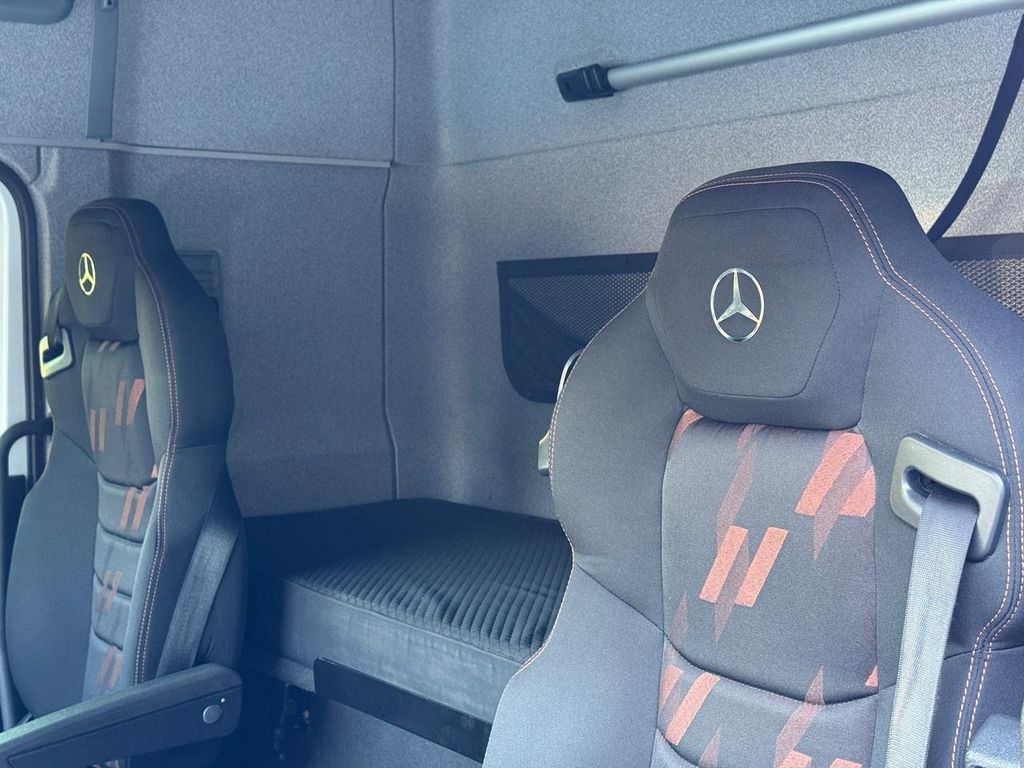 MERCEDES-BENZ Axor 2644 – 6×4 de teste1234 teste1234 no Paraná