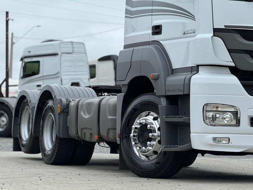 MERCEDES-BENZ Axor 2536 – 6×2 de teste1234 teste1234 no Paraná