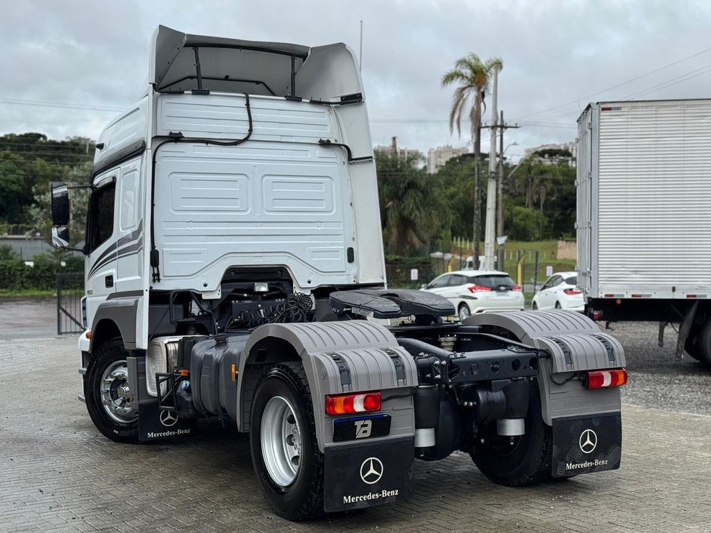 MERCEDES-BENZ Axor 1933 – 4×2 de teste1234 teste1234 no Paraná
