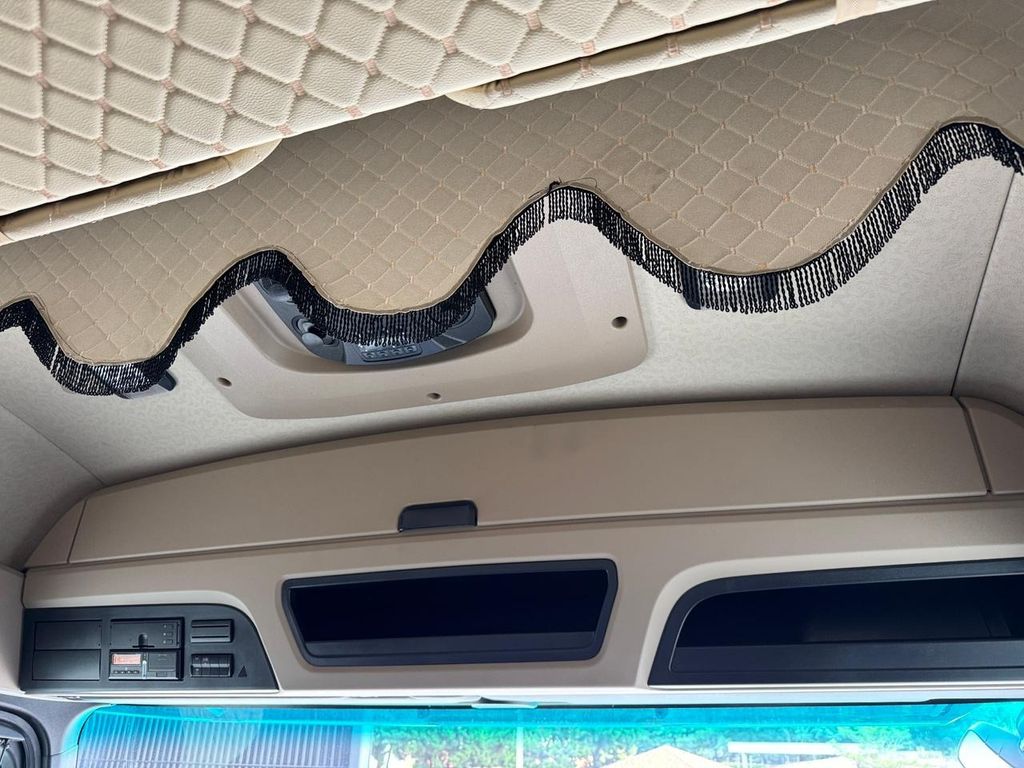 MERCEDES-BENZ Actros 2553 -6×2 de teste1234 teste1234 no Paraná