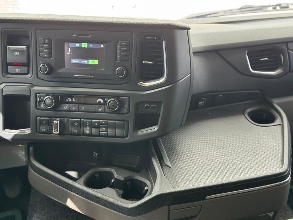 SCANIA R450 – 6X2 de teste1234 teste1234 no Paraná