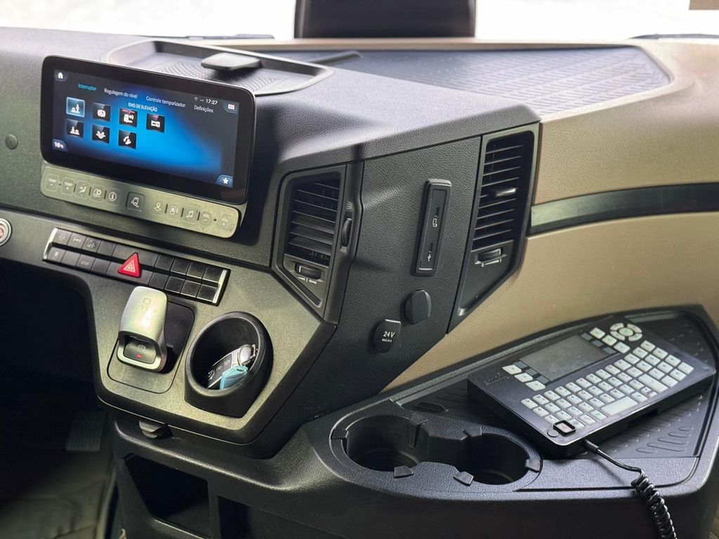 MERCEDES-BENZ Actros 2548 – 6×2 de teste1234 teste1234 no Paraná