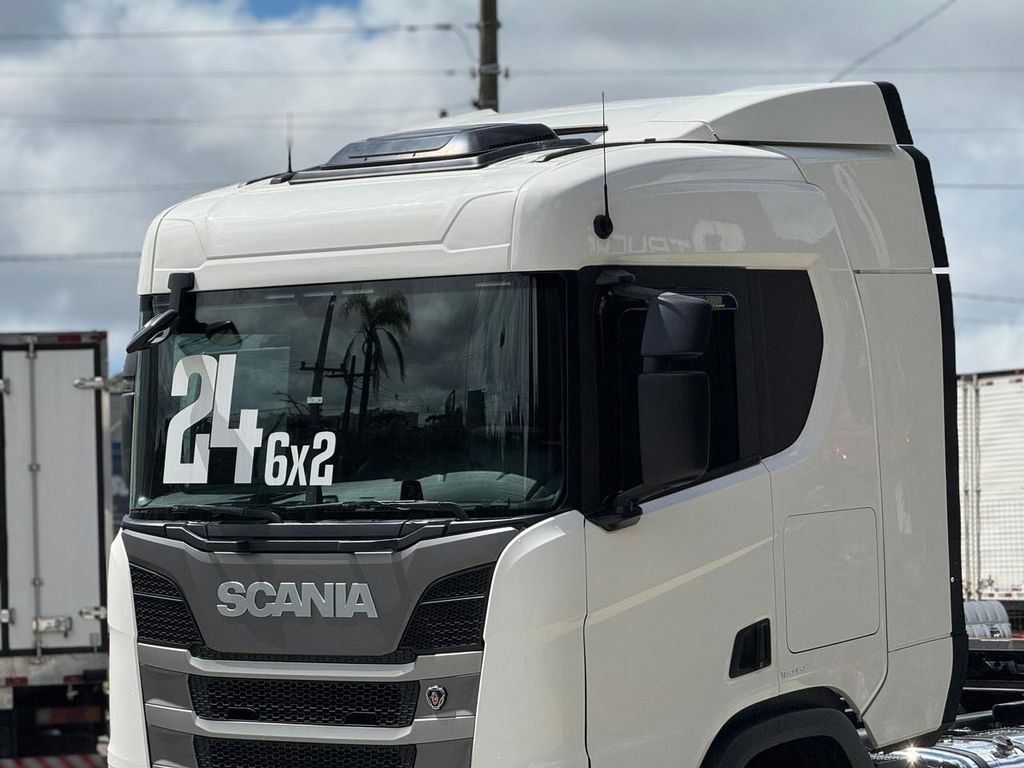 SCANIA R450 – 6×2 de teste1234 teste1234 no Paraná