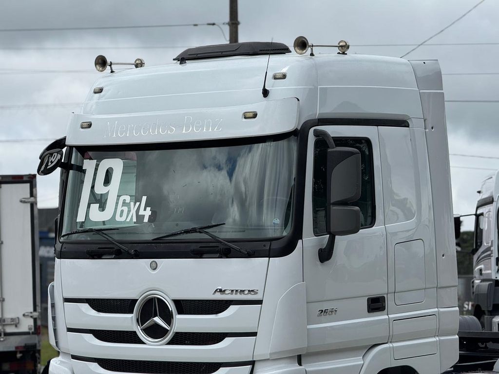 MERCEDES-BENZ Actros 2651 Megaspace – 6×4 de teste1234 teste1234 no Paraná