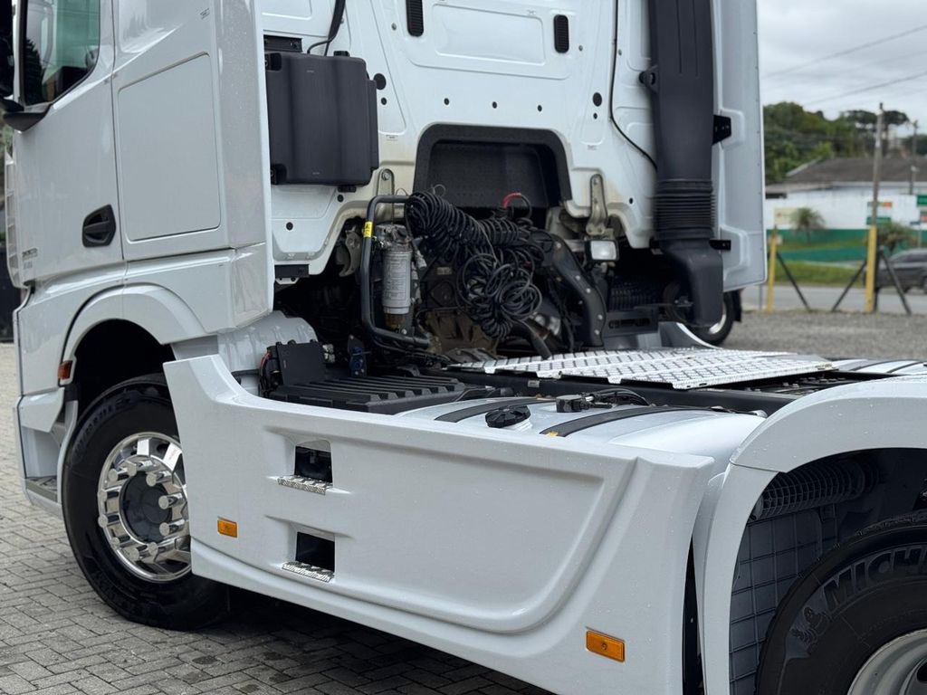 MERCEDES-BENZ Actros 2553 -6×2 de teste1234 teste1234 no Paraná