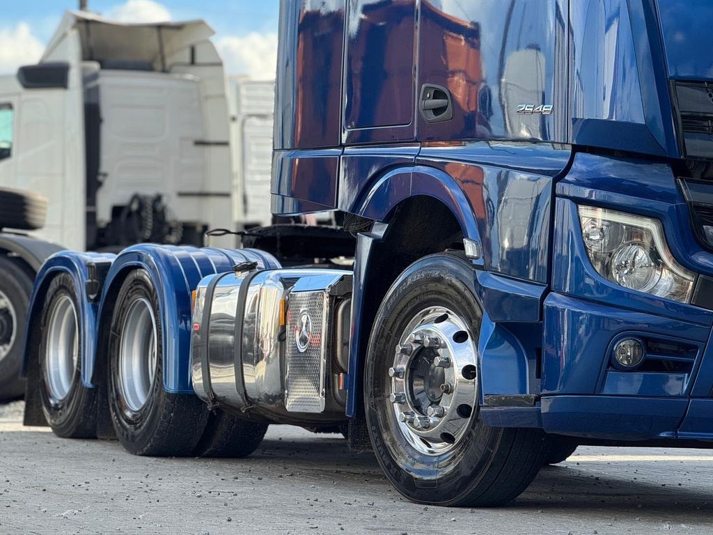 MERCEDES-BENZ Actros 2548 – 6×2 de teste1234 teste1234 no Paraná