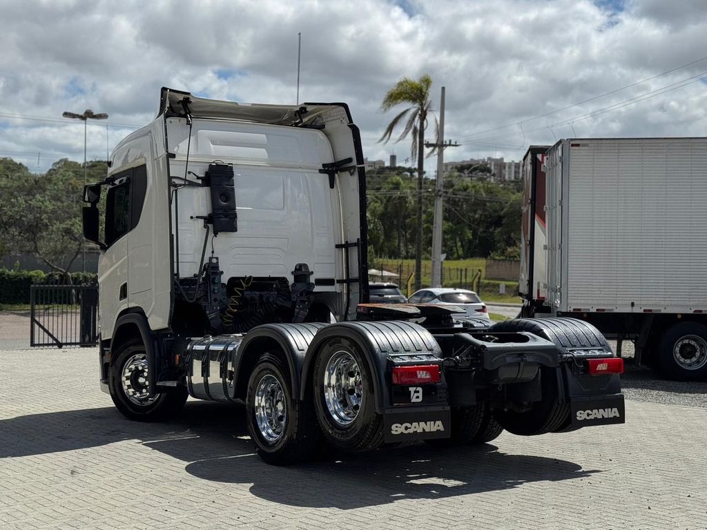 SCANIA R450 – 6×2 de teste1234 teste1234 no Paraná