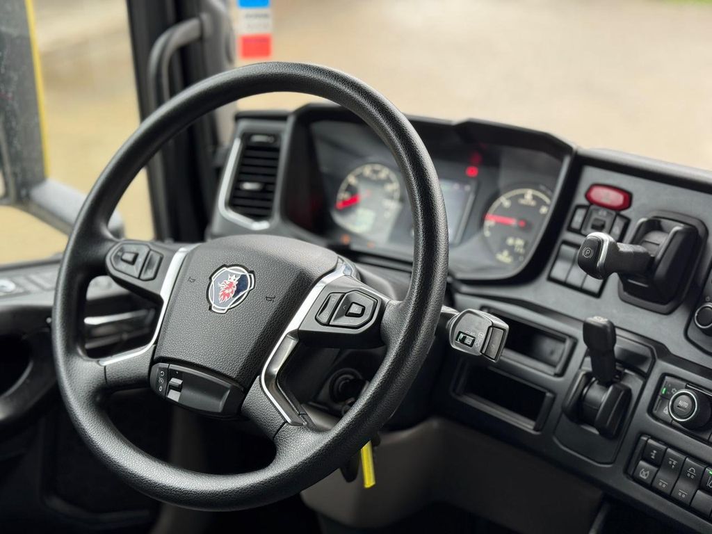 SCANIA R450 – 6×2 de teste1234 teste1234 no Paraná