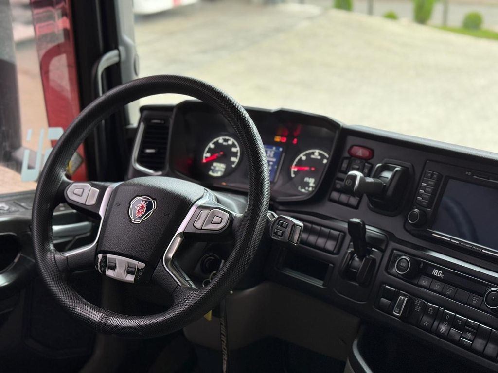 SCANIA R500 – 6×4 de teste1234 teste1234 no Paraná