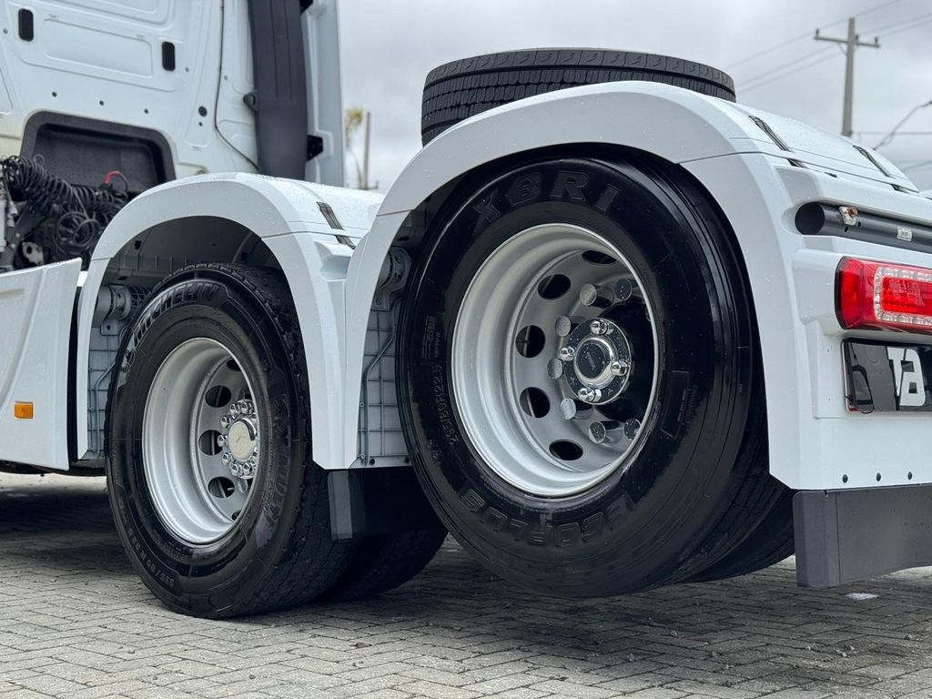 MERCEDES-BENZ Actros 2553 -6×2 de teste1234 teste1234 no Paraná