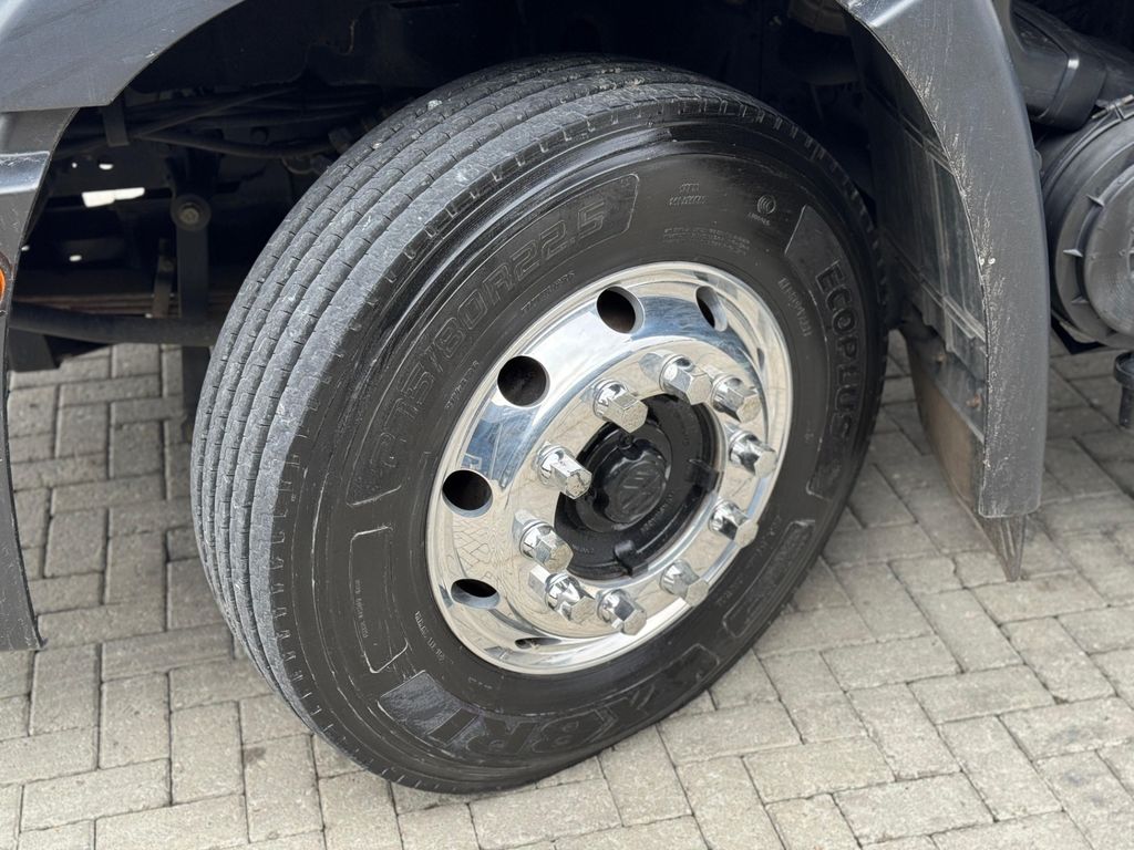 VOLKSWAGEN 24-280 – 6×2 de teste1234 teste1234 no Paraná