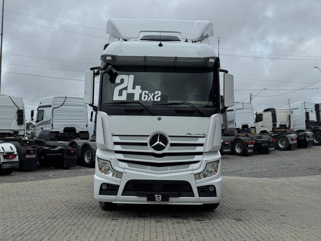 MERCEDES-BENZ Actros 2553 -6×2 de teste1234 teste1234 no Paraná