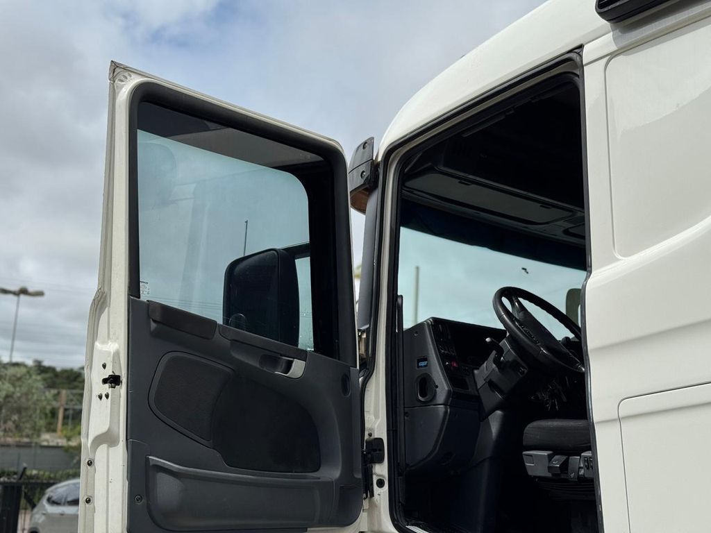 SCANIA G 400 – 6×2 de teste1234 teste1234 no Paraná