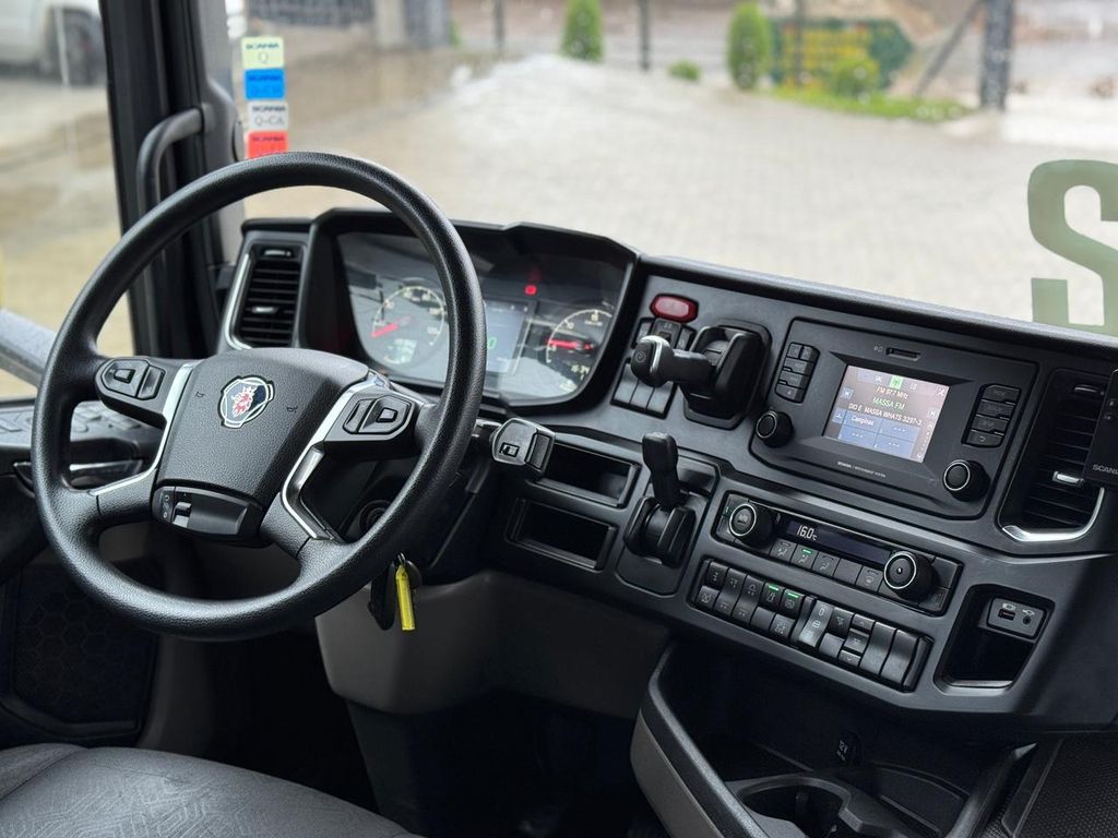 SCANIA R450 – 6×2 de teste1234 teste1234 no Paraná