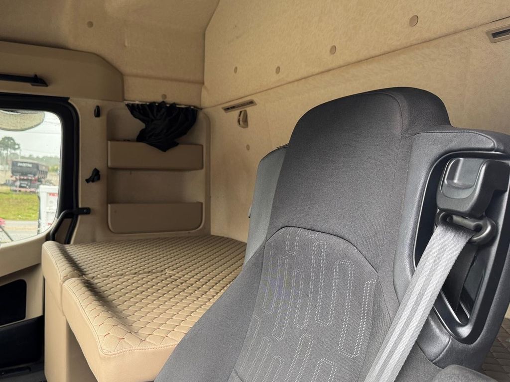 MERCEDES-BENZ Actros 2651- 6×4 c/ Retarder de teste1234 teste1234 no Paraná