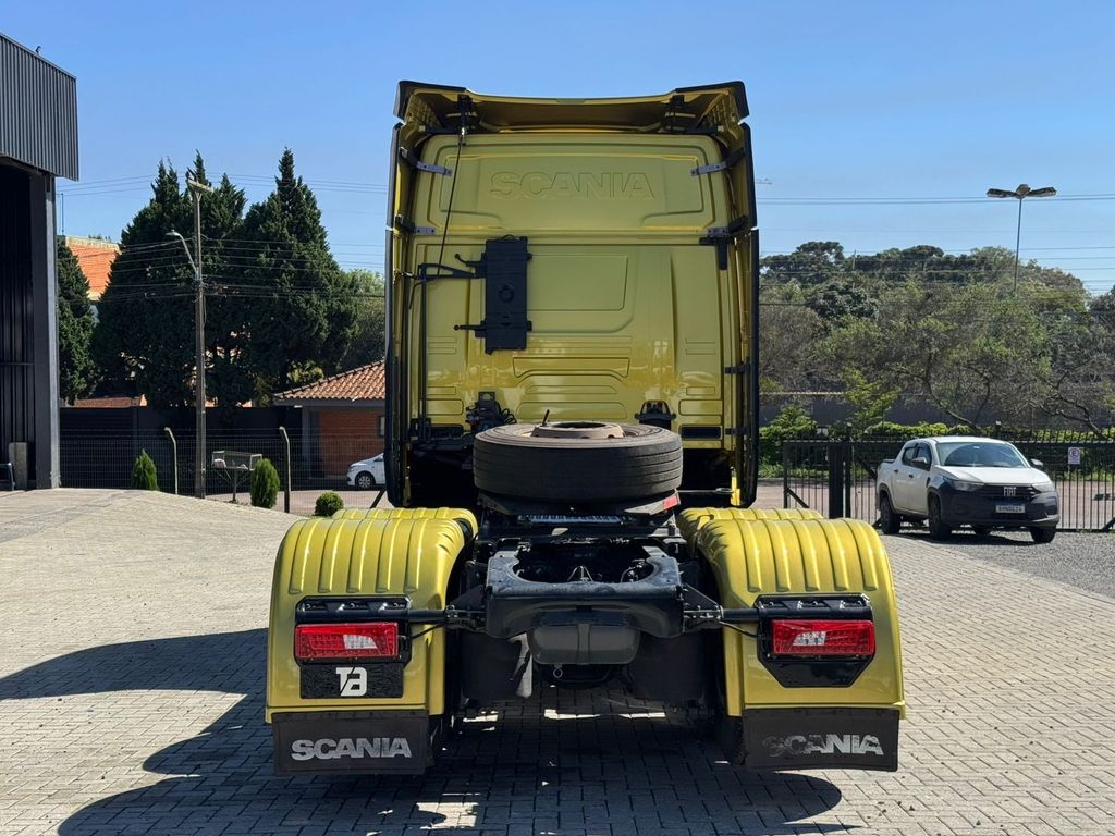 SCANIA R450 – 6×2 de teste1234 teste1234 no Paraná