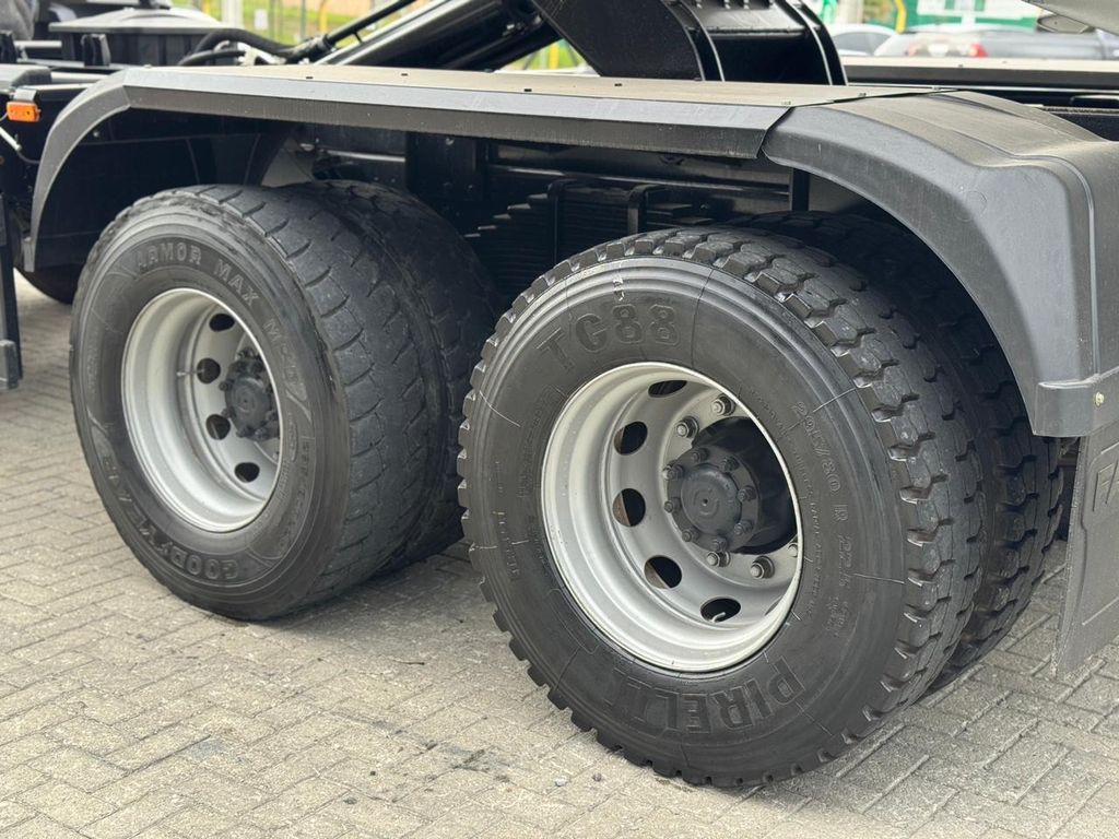 VOLKSWAGEN 31-280 E Constel. 6×4 de teste1234 teste1234 no Paraná