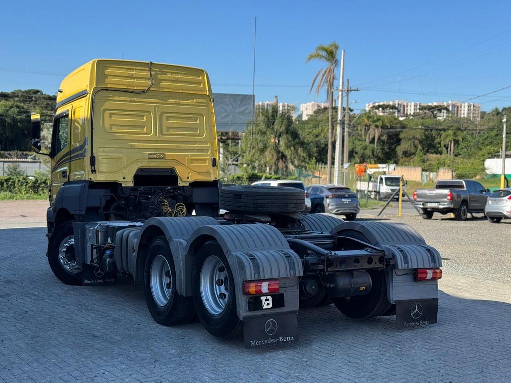 MERCEDES-BENZ Axor 2536 – 6×2 de teste1234 teste1234 no Paraná