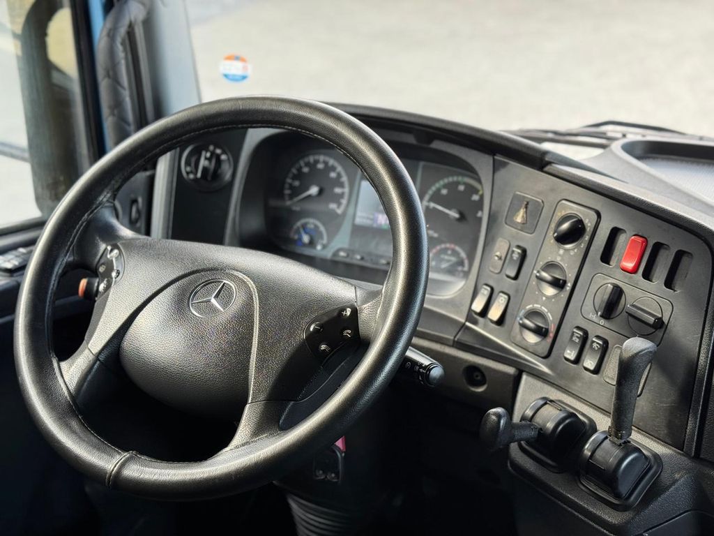 MERCEDES-BENZ Axor 2536 – 6×2 de teste1234 teste1234 no Paraná