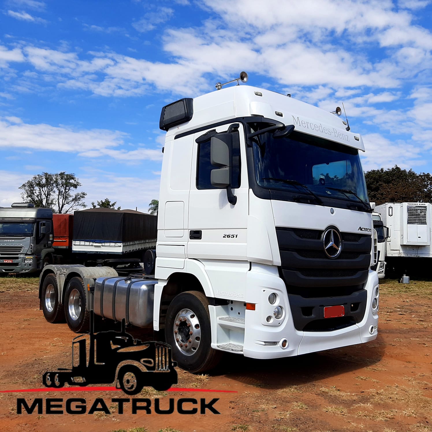CAVALO MECÂNICO MERCEDES BENZ 2651 2017/2018 6X4 TRAÇADO MEGASPACE de MegaTruck MS no Mato Grosso do Sul