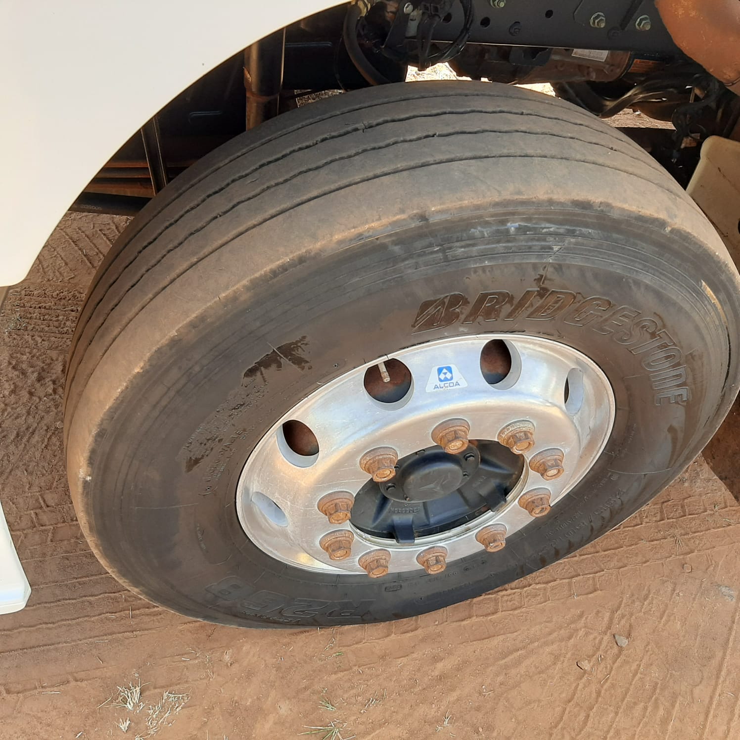 CAVALO MECÂNICO MERCEDES BENZ 2651 2017/2018 6X4 TRAÇADO MEGASPACE de MegaTruck MS no Mato Grosso do Sul