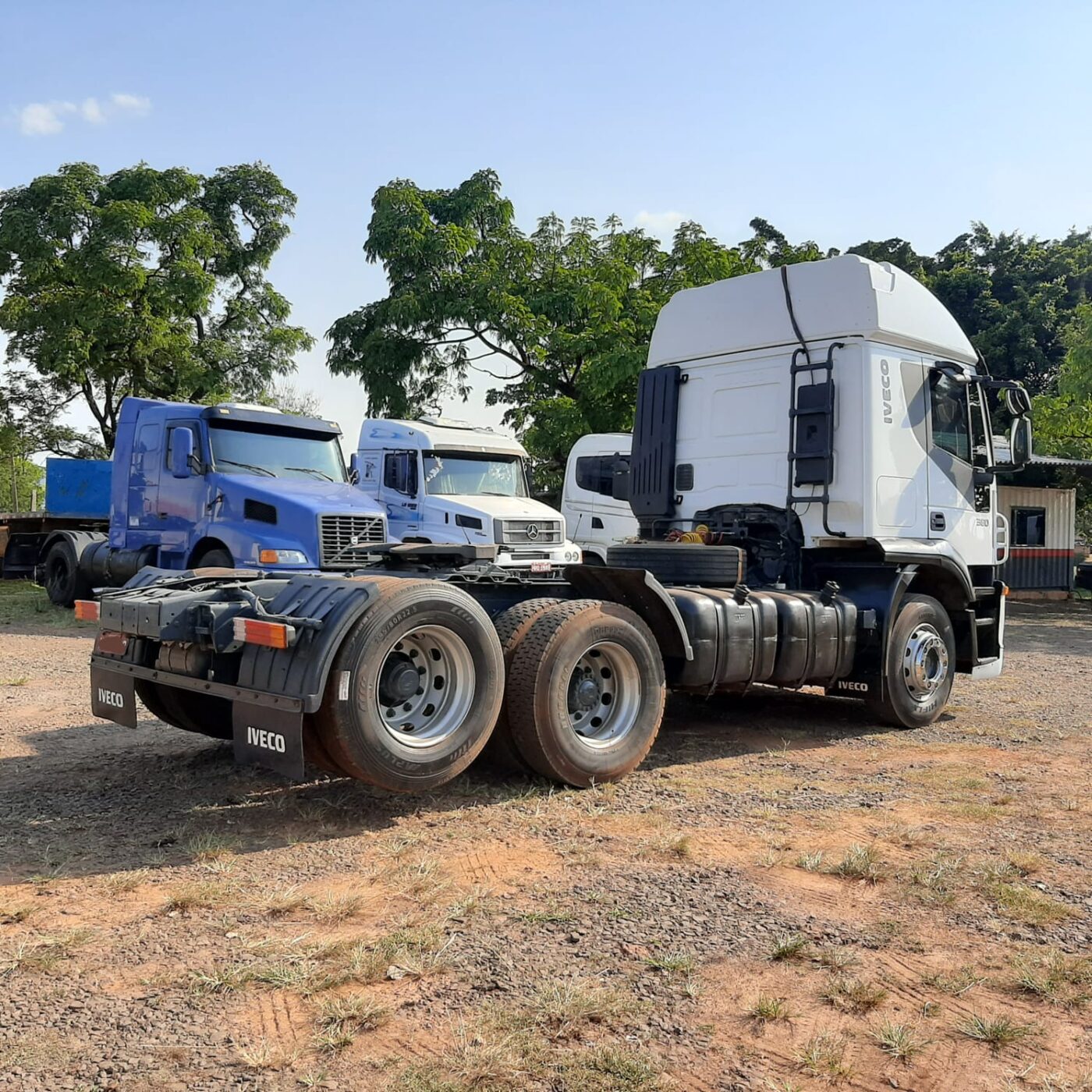 CAVALO MECÂNICO IVECO STRALIS 380 2008/2008 de MegaTruck MS no Mato Grosso do Sul