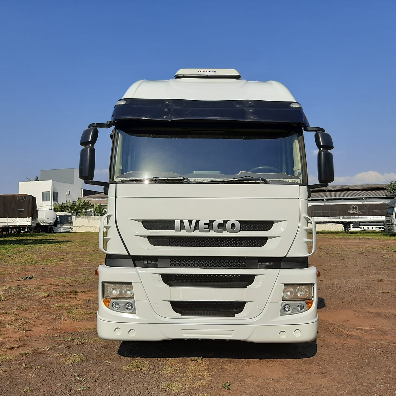 CAVALO MECÂNICO IVECO STRALIS 380 2008/2008 de MegaTruck MS no Mato Grosso do Sul